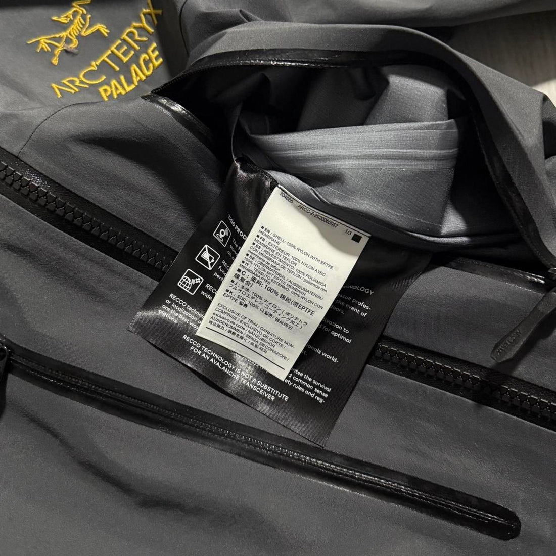 Arc'teryx Palace Alpha SV Jacket